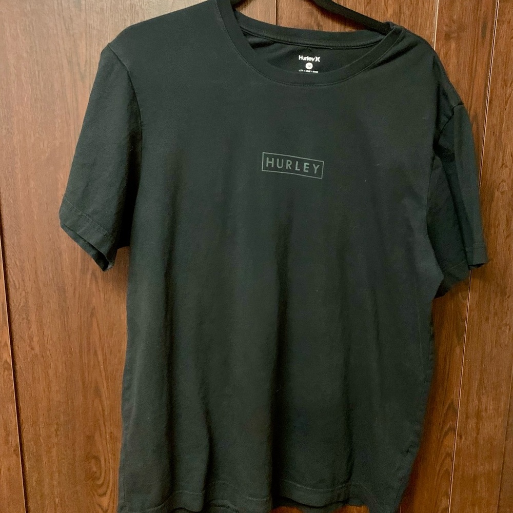 Hurley Men’s Black Short Sleeve Log t-shirt size Large